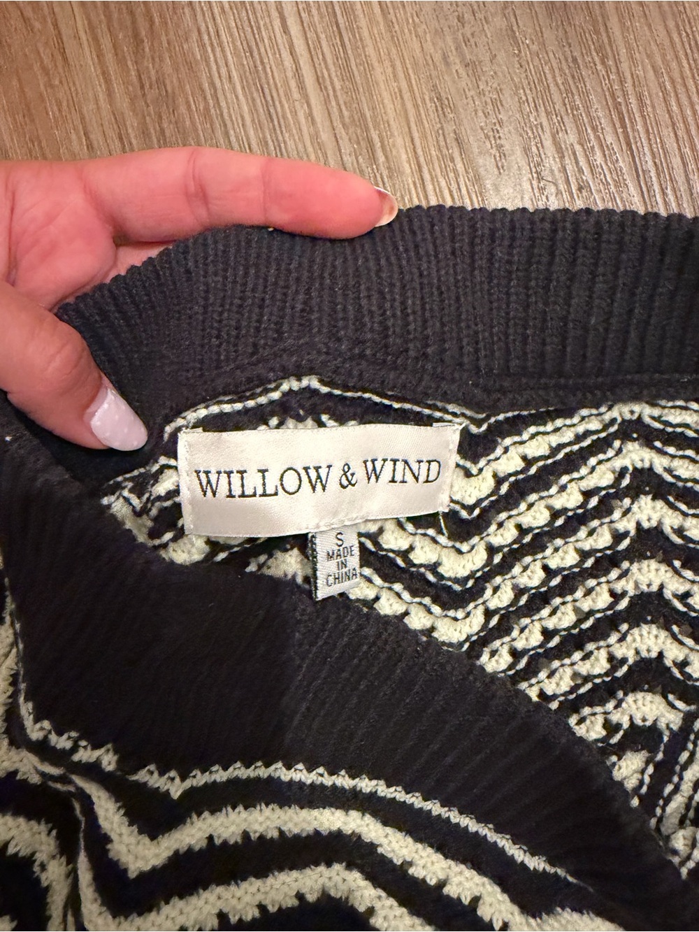 Black & White Chevron Midi Knit Skirt - Picture 2 of 3